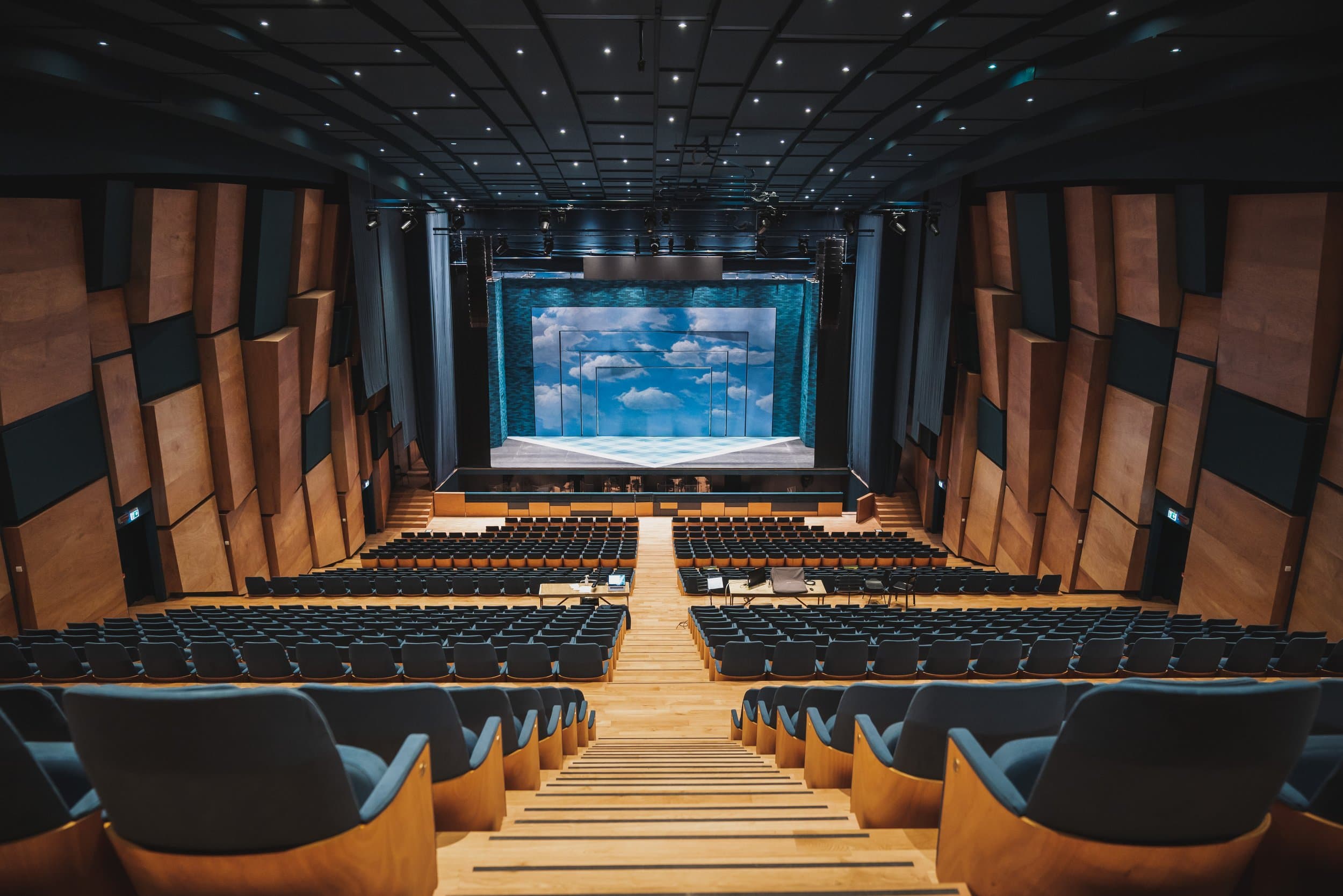 SALA ZUBIN MEHTA gallery